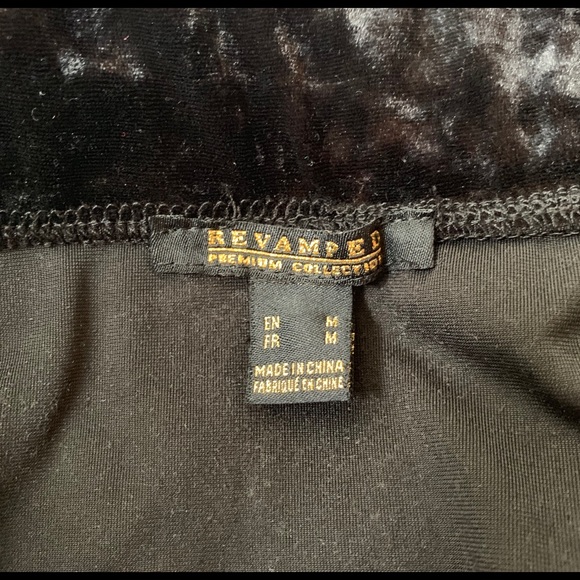 Mid-Waist Black Pencil Skirt - Picture 3 of 6